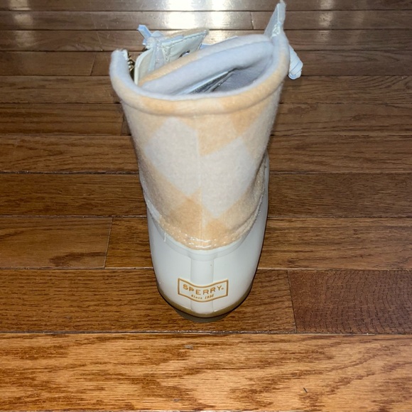 SOLD Sperry Ivory Saltwater check Rubber Duck Boots Women’s Size 9 Waterproof - Picture 9 of 12